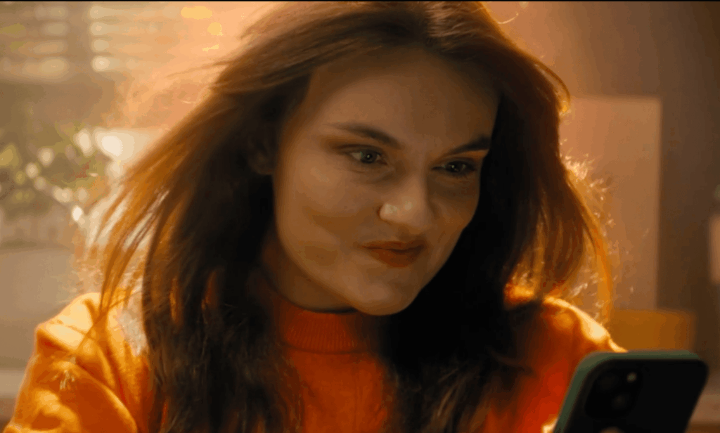 KCOM TV Ad showing woman controlling her broadband